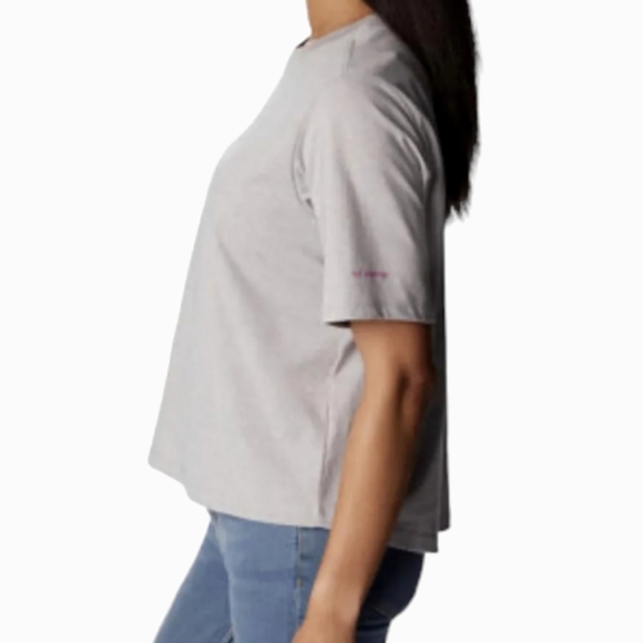 NWT COLUMBIA Women's North Cascades Relaxed Logo Tee Shirt Burgundy Size L - Picture 4 of 5